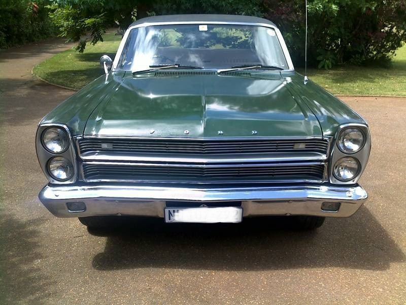1970 FORD FAIRLANE ZC V8 Manual 3 on tree - Very neat Original  Condition classic car Lic 6 seater.