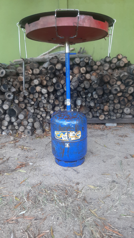 Skottel Braai with 3kg. gas cylinder