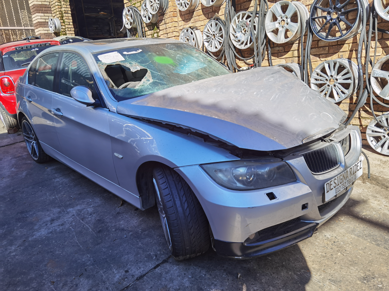 BMW E90 STRIPPING FOR SPARES/PARTS N52 PRE FACE ENGINE