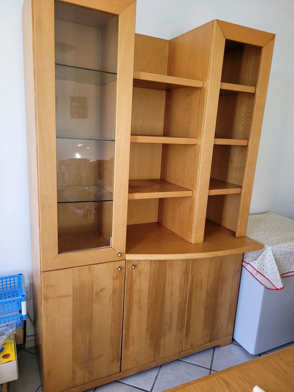 Display Cabinet