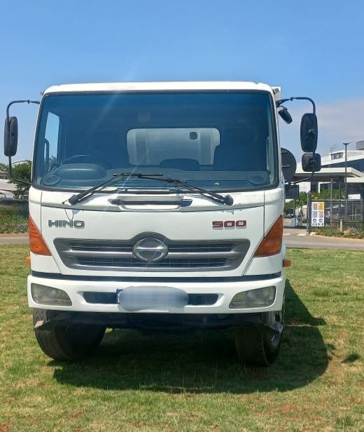 DROP A LOAD WITH HINO 500