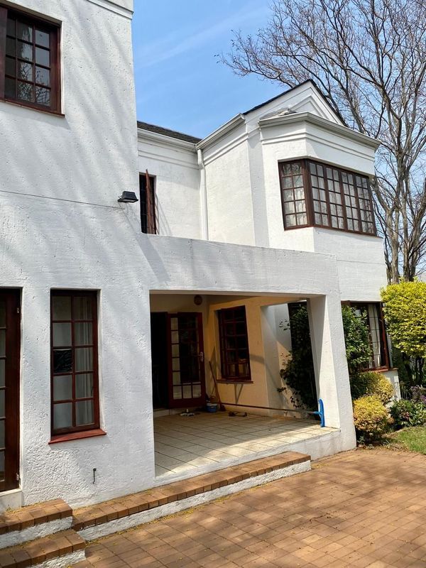 3 Bedroom Cluster To Let in Bryanston