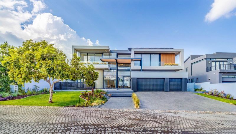 Ultra Modern Top-End, Brand New Property In Waterfall Country Estate
