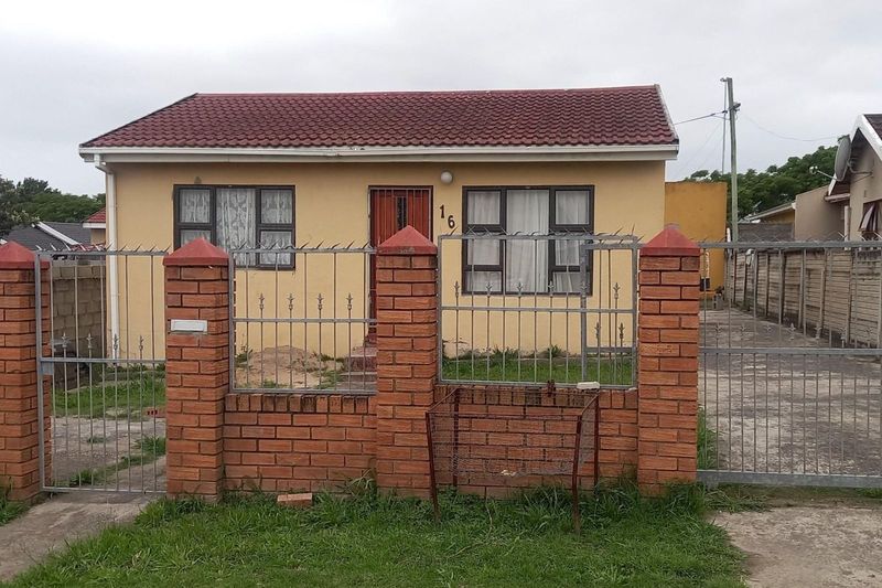 2-Bedroom house for sale in Gompo Town