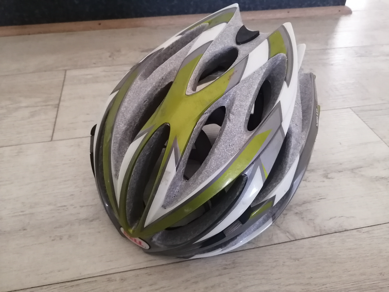 Bell Cycling helmet (Good condition) R200