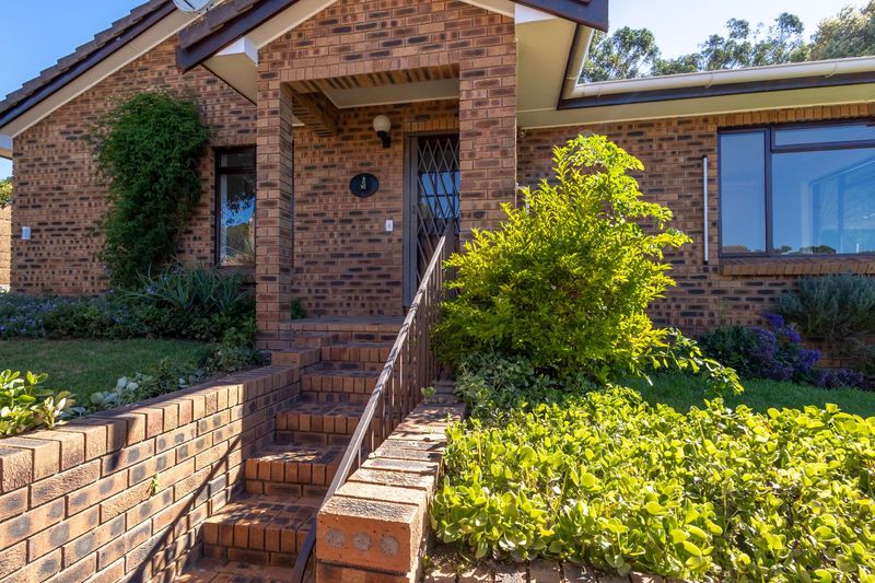 Exclusive Face-brick Cottage in Secure Gated Community