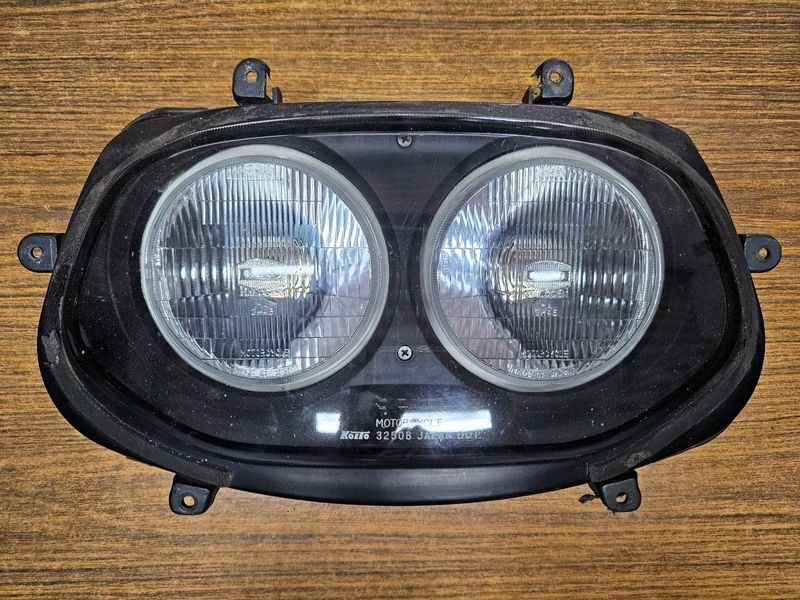 Suzuki GSX750 WP GSX750WP Headlights