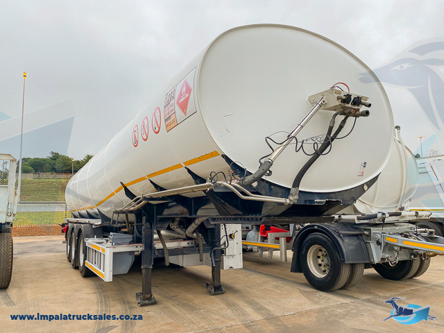 GRW Fuel Tanker Tri Axle