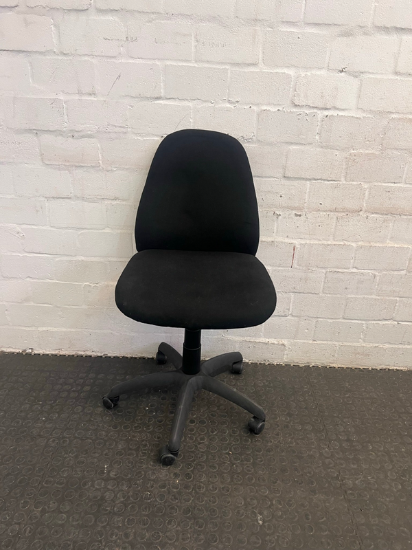 Black Office Chair On Wheels With No Arm Rest-