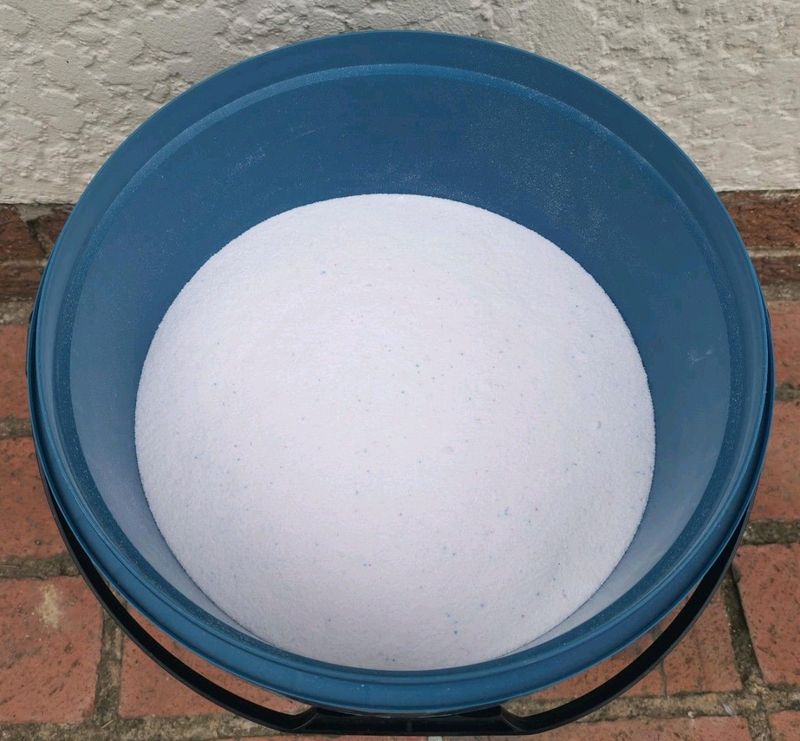 Washing powder packed in 20 l bucket (approx 12kg)