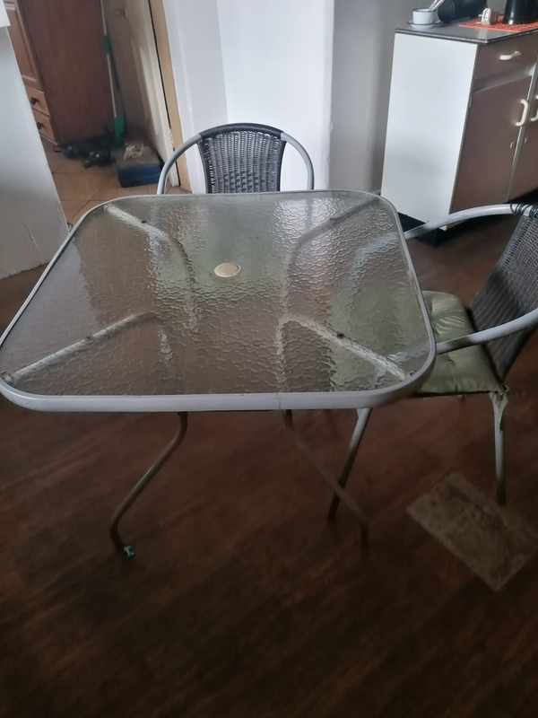 Glass table and 2 chairs
