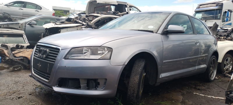 Audi A3 2008 20.l  fsi 6 speed manual gearbox breaking up for parts