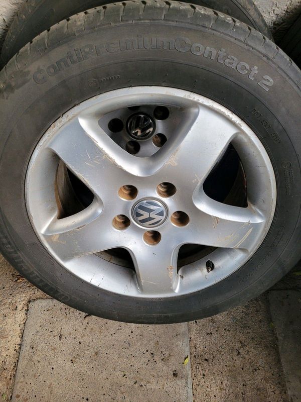 Vw T 5  Caravelle rims and tyres