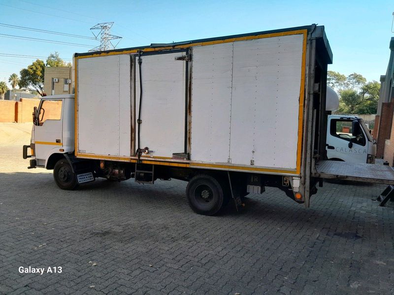 4 Ton Truck For Hire
