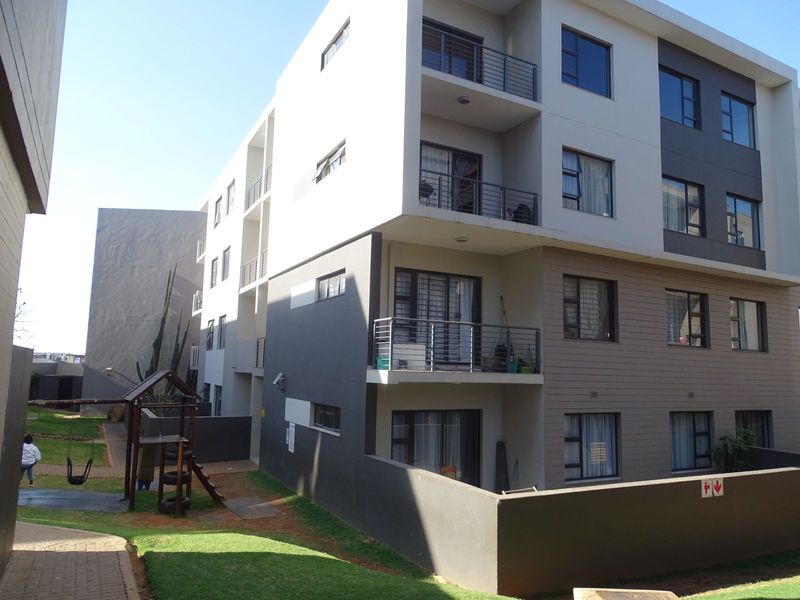2 Bed | 2 Bath FOR RENT in LIFESTYLE ESTATE