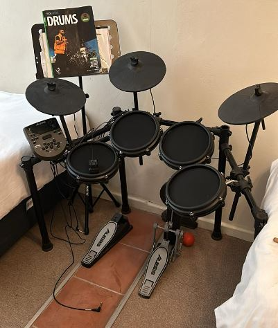 Alesis Nitro Drum kit for sale