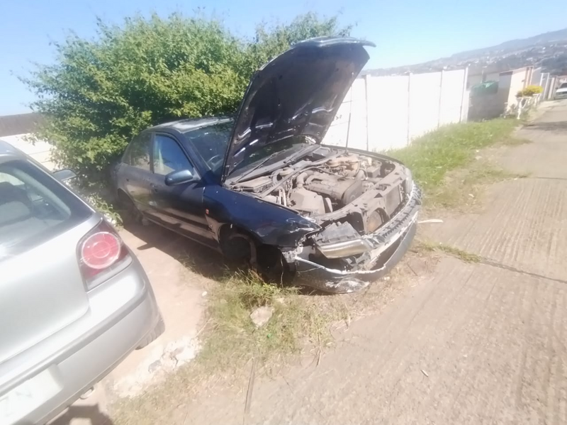 Audi B5 1998 model 1.8 none turbo 5 speed manual gearbox breaking up for parts
