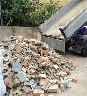 Roderick tree felling and rubble removal services