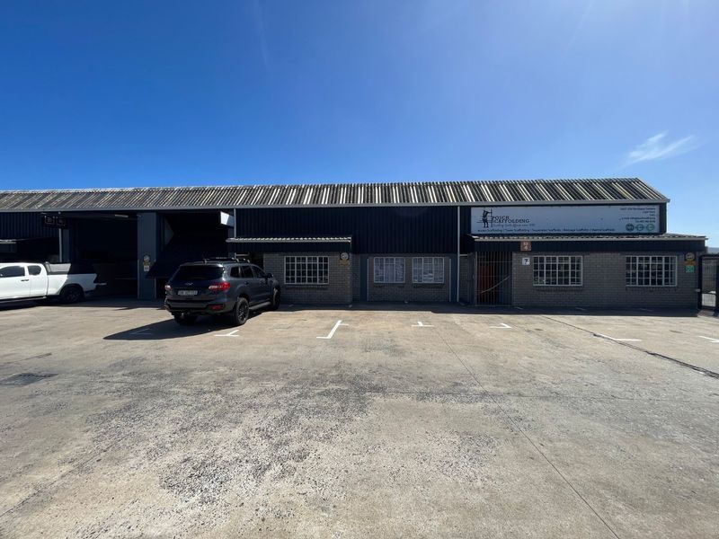 Neat Warehouse To Let In Montague Gardens on Montague Drive