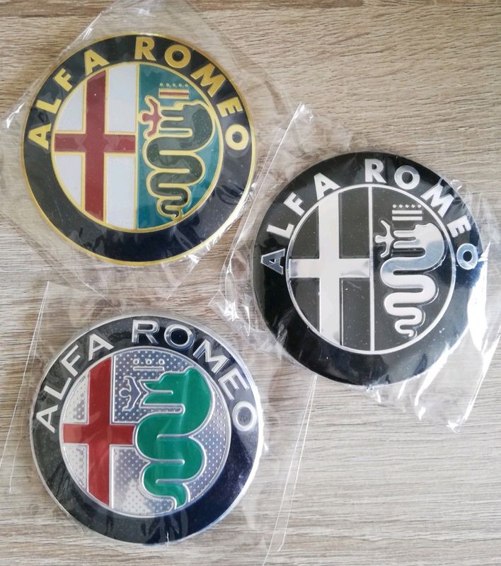 Alfa Romeo bonnet boot emblem badge. Size 74mm diameter