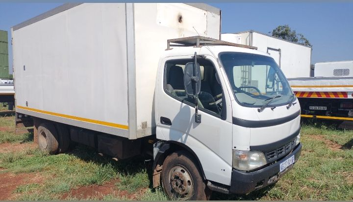 Toyota dyna 7-145 dropside in an immaculate condition for sale at an affordable amount
