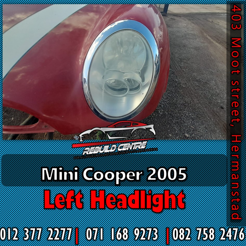 Mini Cooper 2005 left headlight for sale.