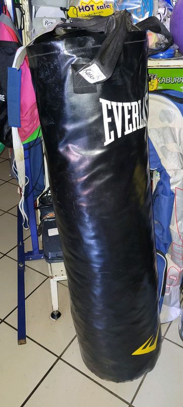 XL Everlast Boxing Bag