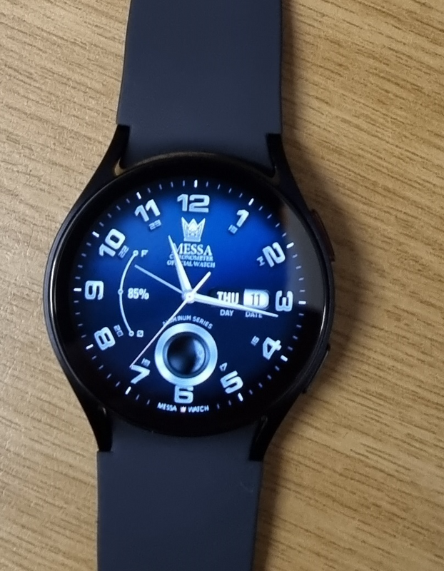 Samsung Galaxy Watch6  (Bluetooth, 40mm) Graphite