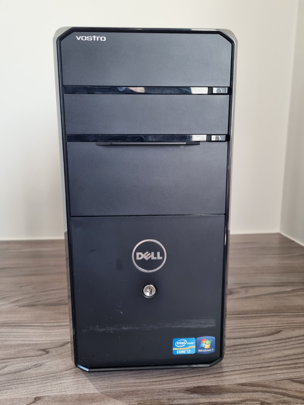 Dell Vostro Tower Computer with lots of FREE Accessories