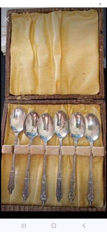 Vintage Teaspoons in original box