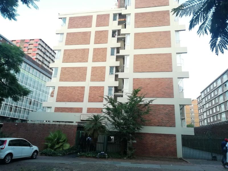 One bedroom flat for sale in Sunnyside