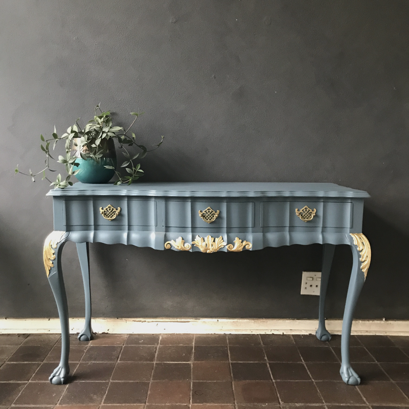 Solid imbuia console table