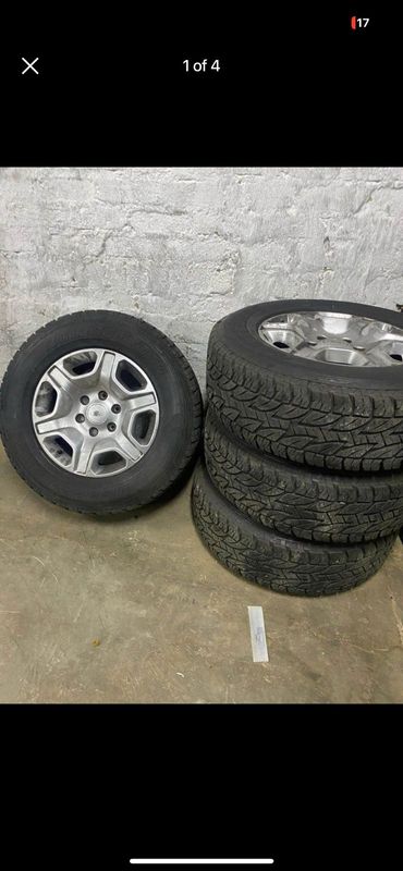 Ford Ranger tyres with rims