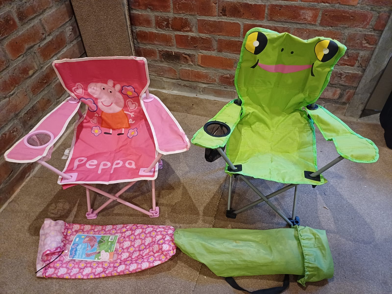 Children&#39;s Foldable Camping Chairs - Peppa Pig and Frog