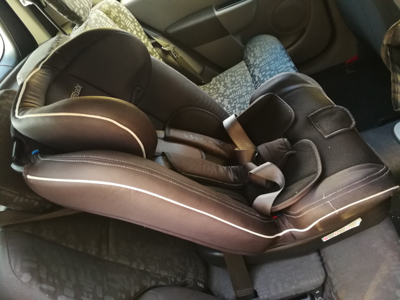 Titanium Baby iSafety Vigo Car Seat - Up to 25kg