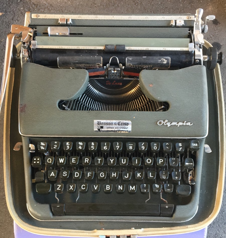 Olympia Werke AG Wilhelmshaven&#34; Typewriter - Vintage Typewriter
