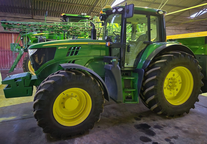 John Deere 6140M