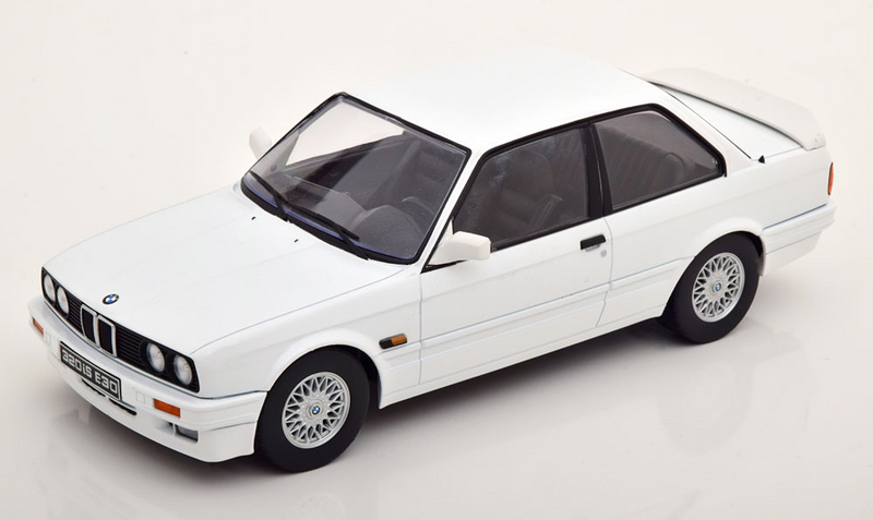 Die cast BMW 320iS E30 (Italo M3) year 1989 white 1:18 by KK-Scale - SA&#39;s 325is