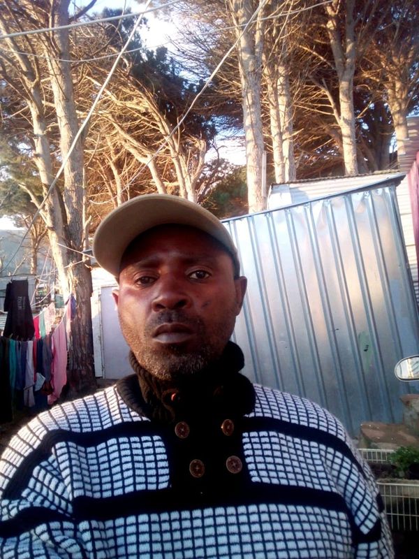 EMMANUEL AGED 51, A MALAWIAN MAN IS LOOKING FOR A HOUSE CLEANING AND GARDENING JOB.