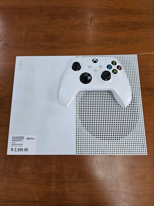 XBOX One S Console &#43; 1 Controller. 500Gb