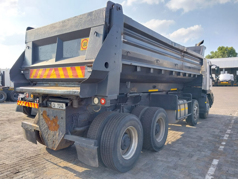 Volvo fm 400 18cube tipper in an immaculate condition fr sale at an afordable price