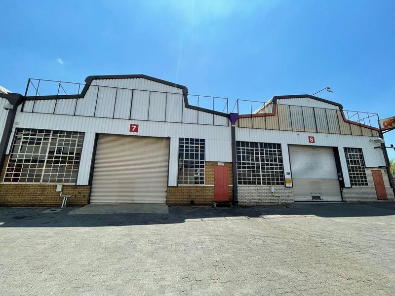 558sqm Warehouse with Yard and Exposure To Let in Jet Park