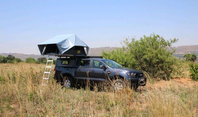 Eezi-Awn rooftop tent (1.6) BRAND NEW