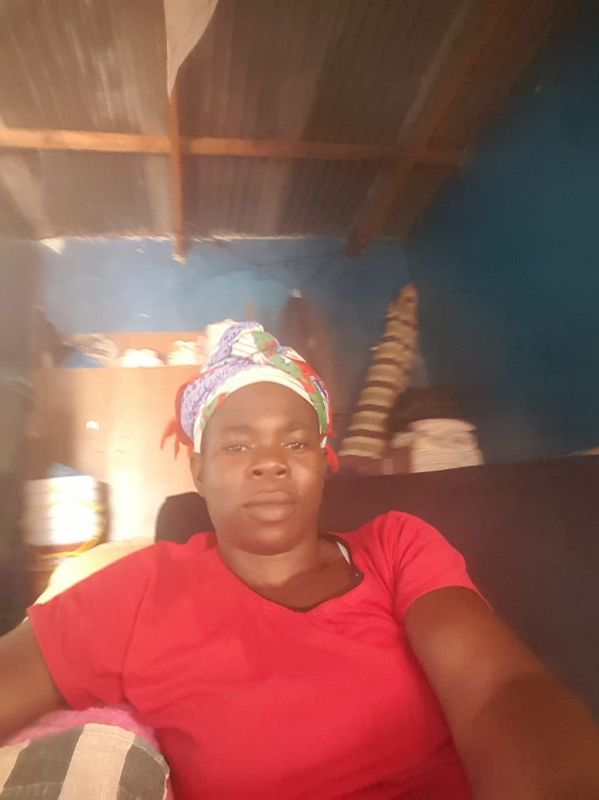 Malawian matured lady seek urgently domestic job.