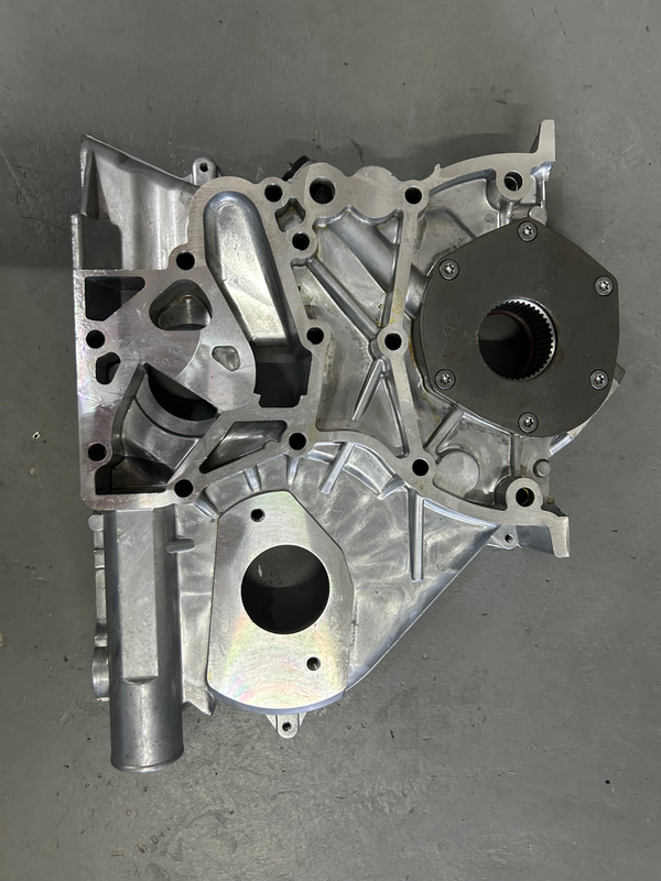 Toyota Hilux 2.4D (2L2) Oil Pump &#43; Timing Cover For Sale!!!