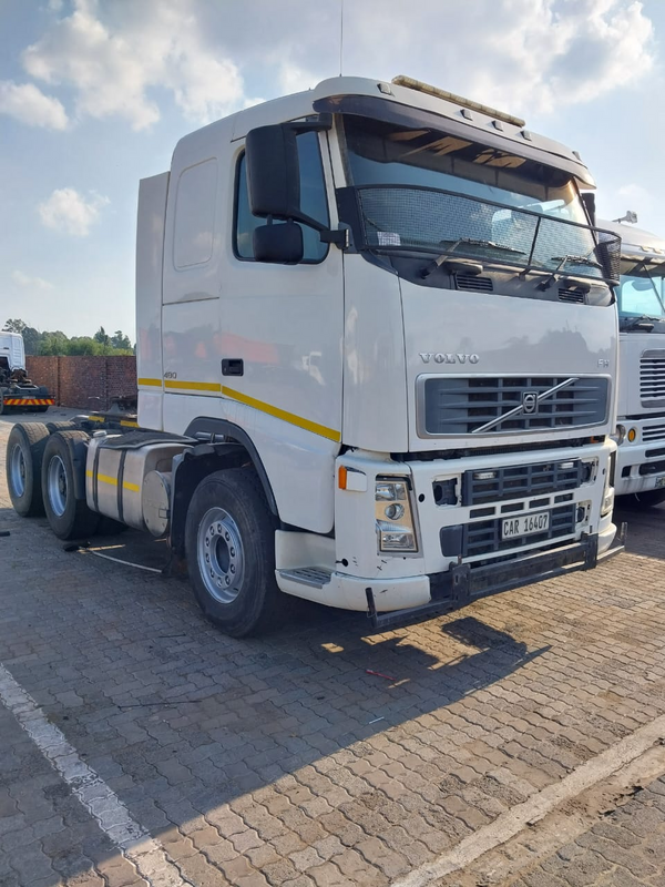 Volvo fh 480 in an immaculate condition for sale at a giveaway amount