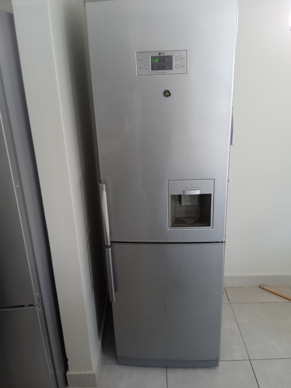 296l LG Bottom Freezer Double Door Refrigerator