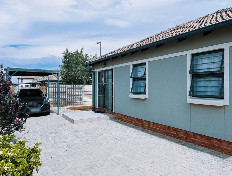 3 Bedroom , 1 bathroom home in a gated security estate