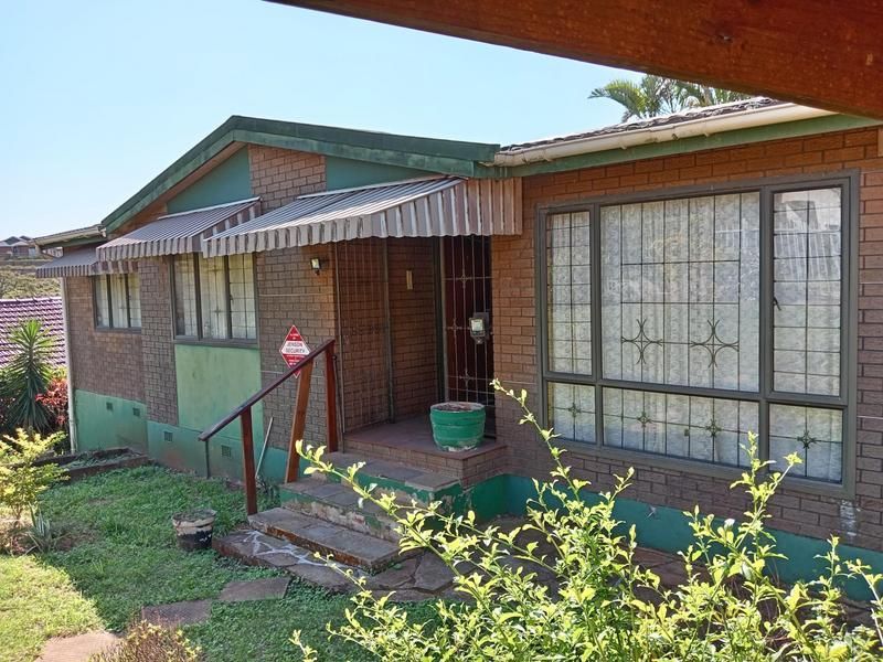 This house is in a nice neighborhood, Widenham.