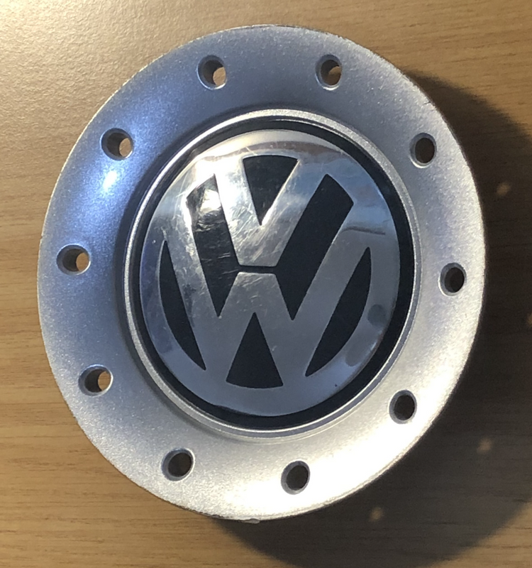Volkswagen original mag wheels center cap